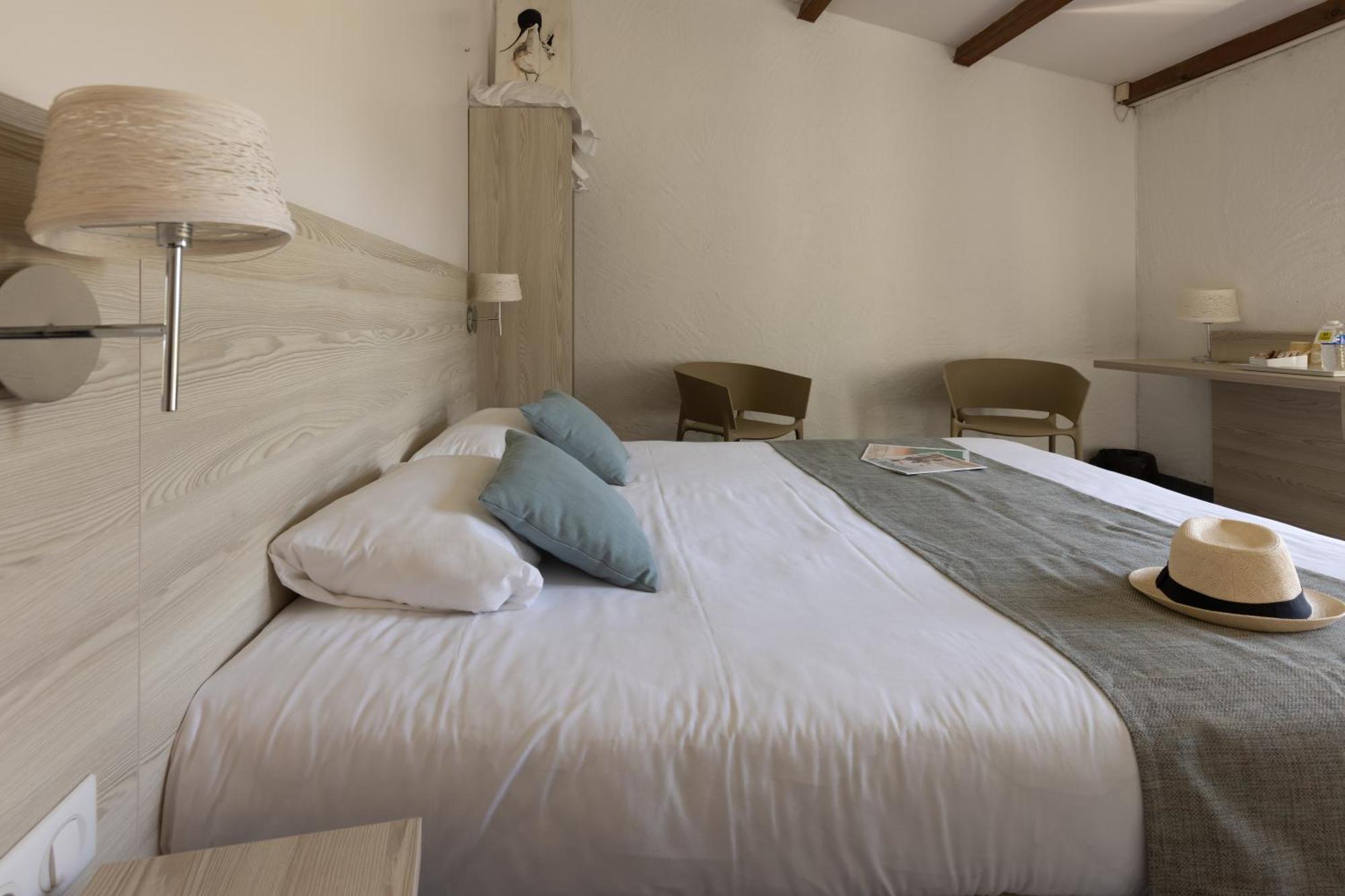 Logis Hôtel de la Plage La Cotinière Extérieur photo
