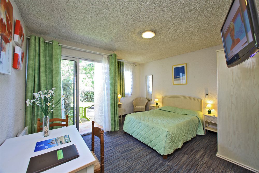 Logis Hôtel de la Plage La Cotinière Extérieur photo